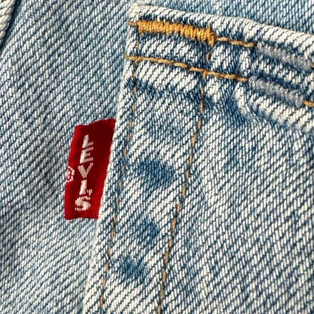 Levi's Premium Baggy Dad Jeans Women's 24x30 Distressed Relaxed Fit Big E Tag - Picture 6 of 15